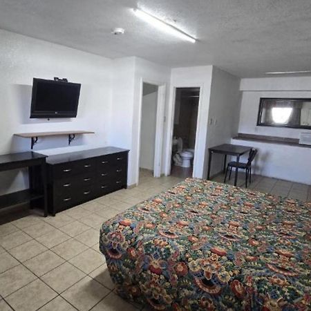 Super 7 Inn By Oyo San Antonio Nw Medical Center 외부 사진
